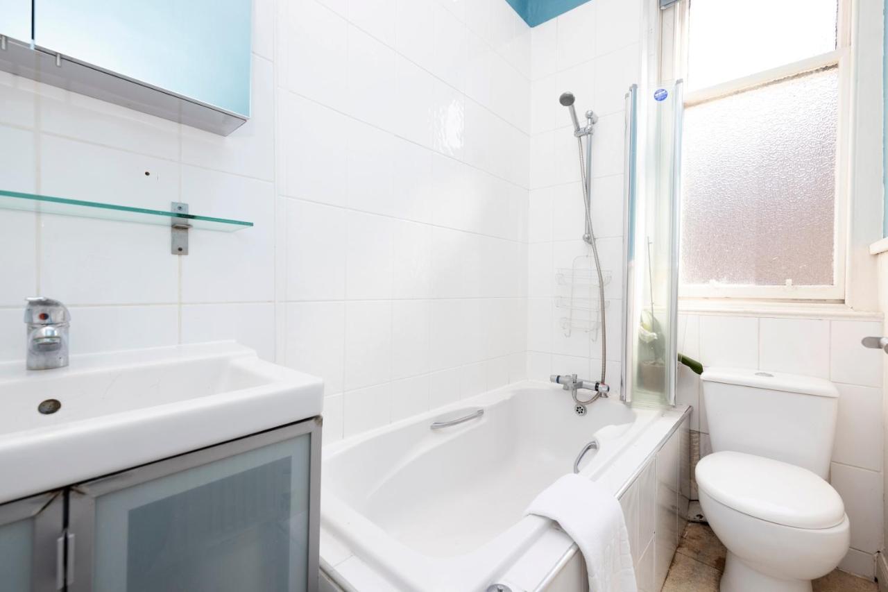 Joivy Gorgeous 1-bed Flat With A Shared Garden Édimbourg